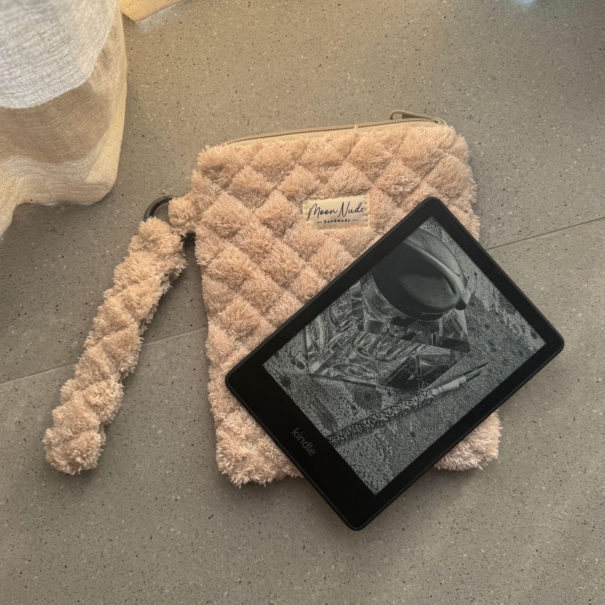 Teddy eReader Pouch